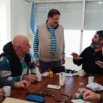 Rosconi y Golosetti entregaron aportes a instituciones de Casilda